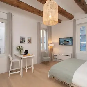 Appartement Design Vieux Port, Marseille